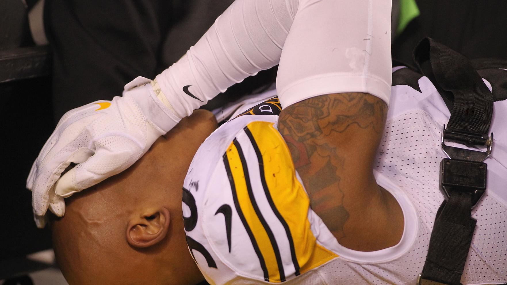 As Steelers' Ryan Shazier pursues comeback from spinal injury, former teammate helps him through rehab